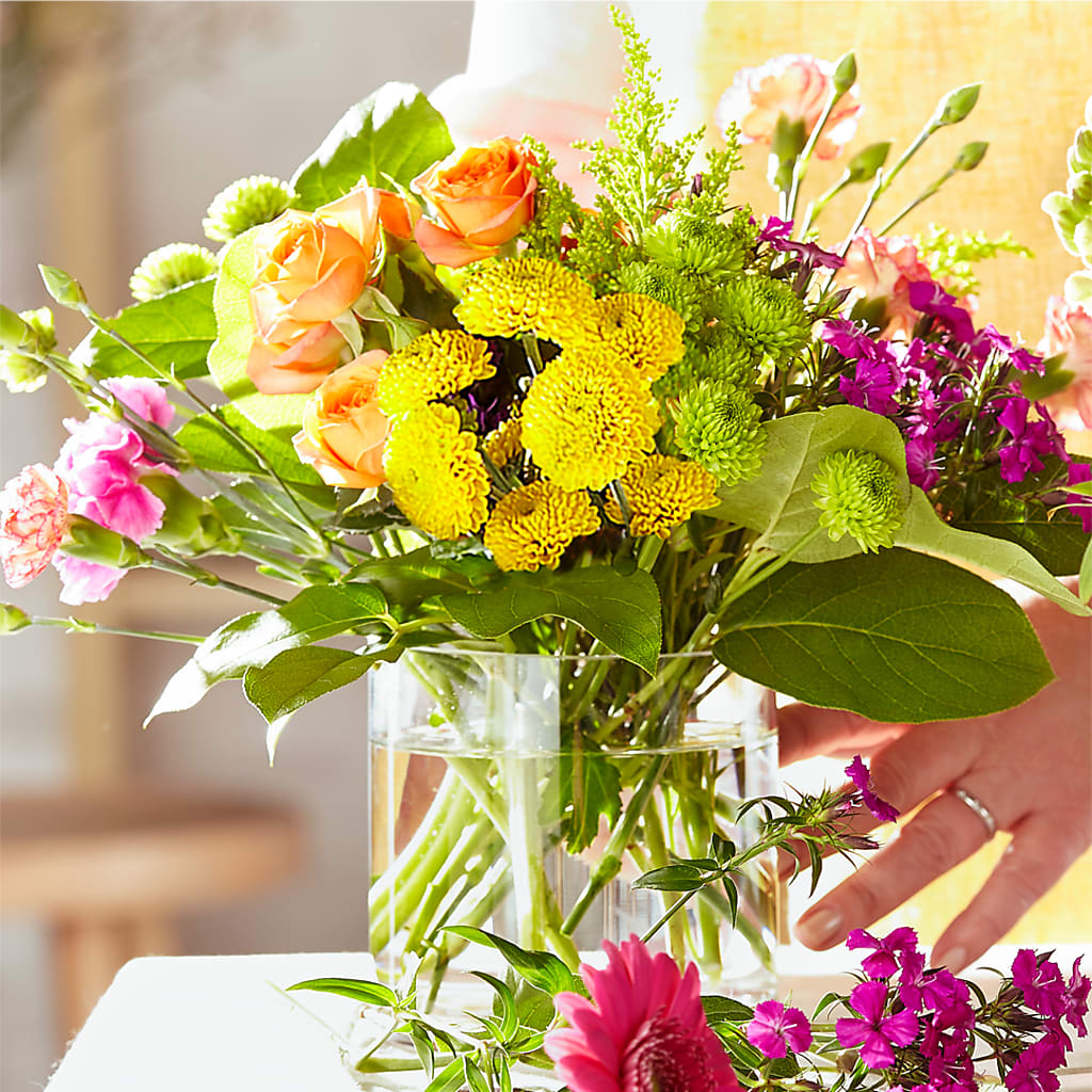 Bold & Bright – A Florist Original – BRICK HOUSE FLORIST & GIFTS, Staunton IL