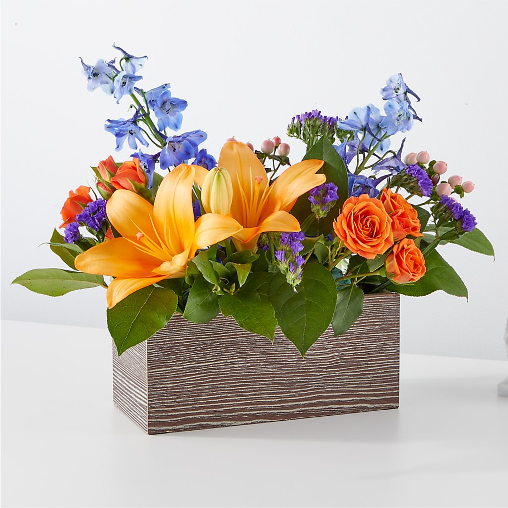 Radiant Citrus Box Bouquet – BRICK HOUSE FLORIST & GIFTS, Staunton IL