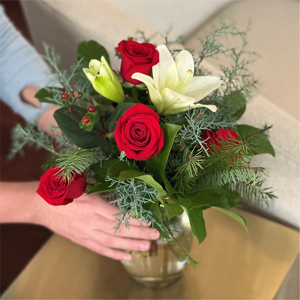 Glittering Lights Bouquet – BRICK HOUSE FLORIST & GIFTS, Staunton IL