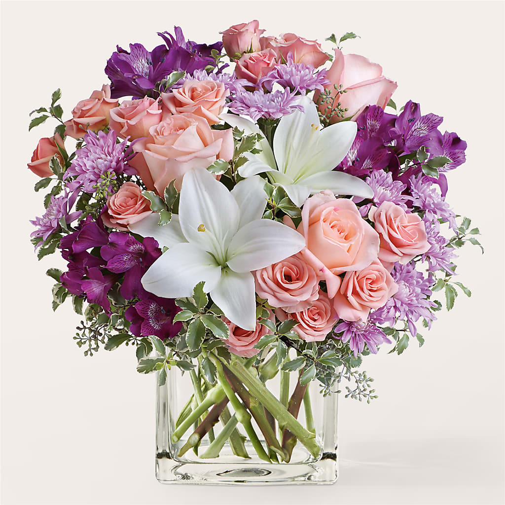 Mani Pedi Bouquet – BRICK HOUSE FLORIST & GIFTS, Staunton IL