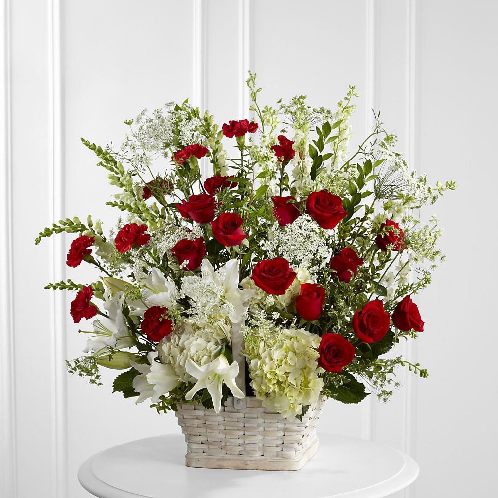 In Loving Memory Arrangement – BRICK HOUSE FLORIST & GIFTS, Staunton IL
