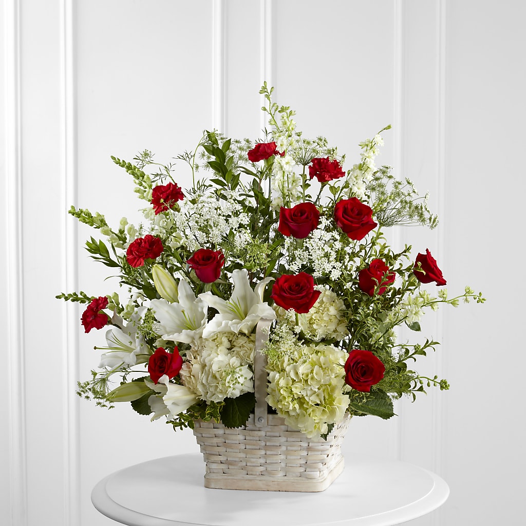 In Loving Memory Arrangement – BRICK HOUSE FLORIST & GIFTS, Staunton IL
