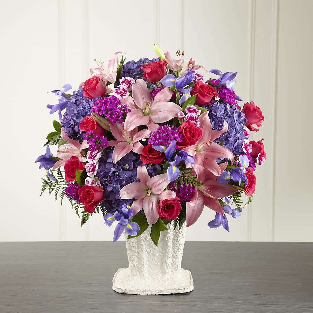 We Fondly Remember Arrangement – BRICK HOUSE FLORIST & GIFTS, Staunton IL