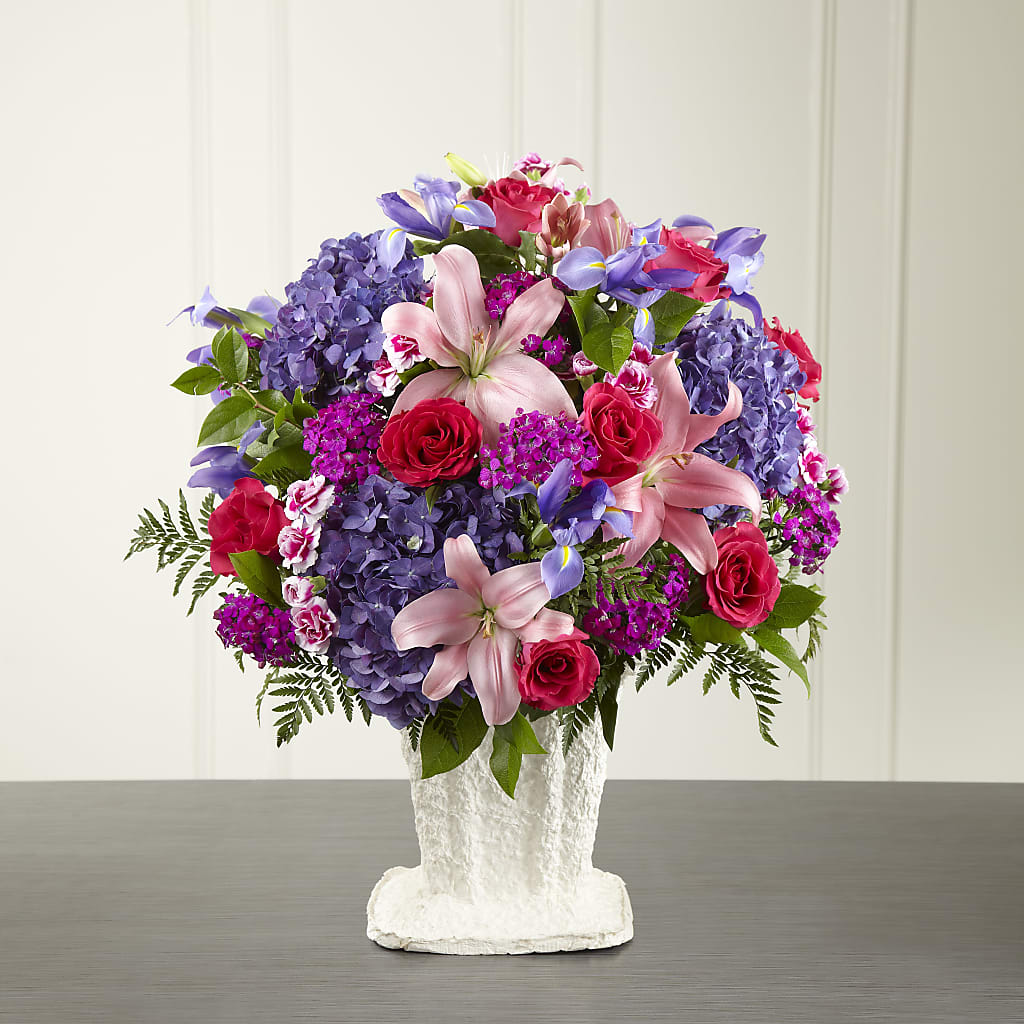 We Fondly Remember Arrangement – BRICK HOUSE FLORIST & GIFTS, Staunton IL