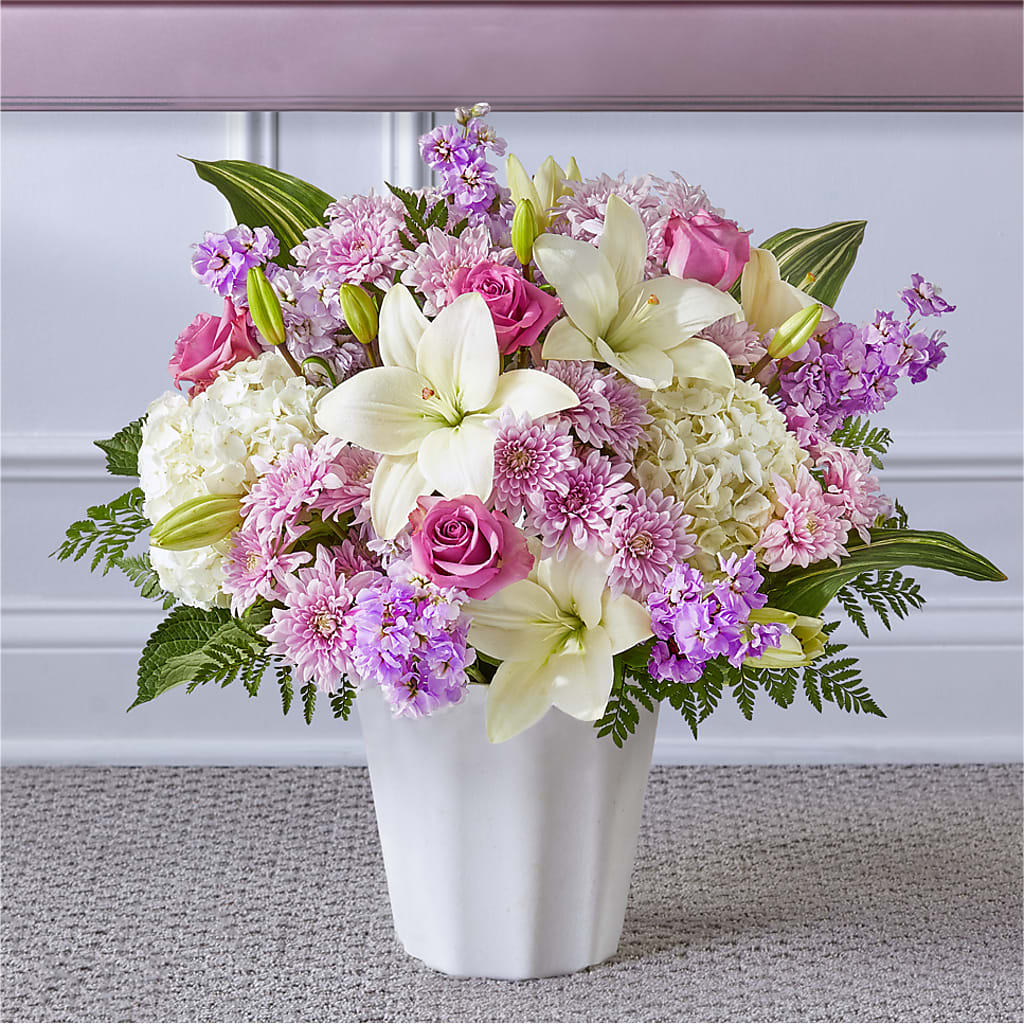 Heaven Sent Floor Basket – BRICK HOUSE FLORIST & GIFTS, Staunton IL