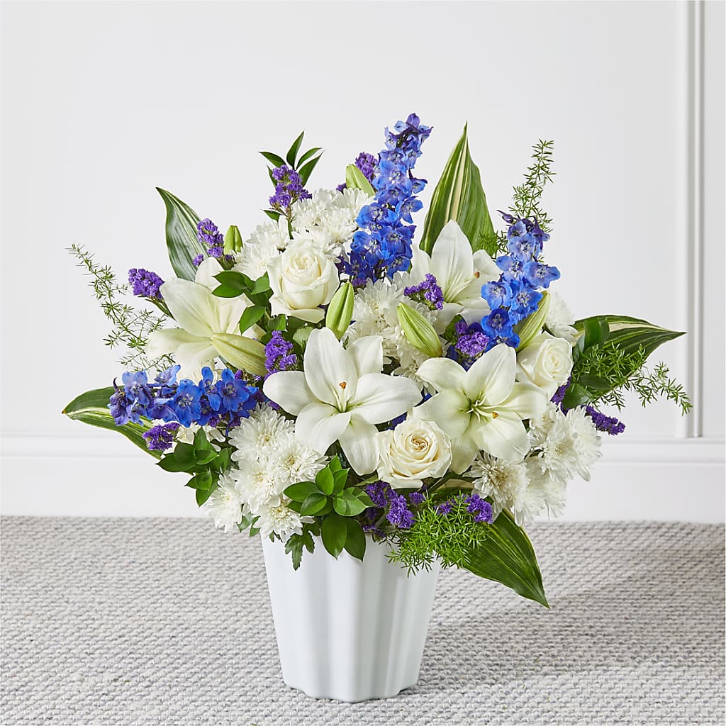 Take Comfort Floor Basket – BRICK HOUSE FLORIST & GIFTS, Staunton IL