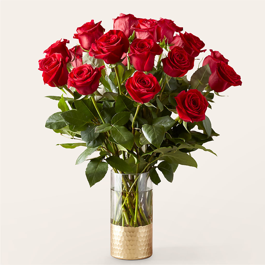 Classic Love Red Rose Bouquet – BRICK HOUSE FLORIST & GIFTS, Staunton IL