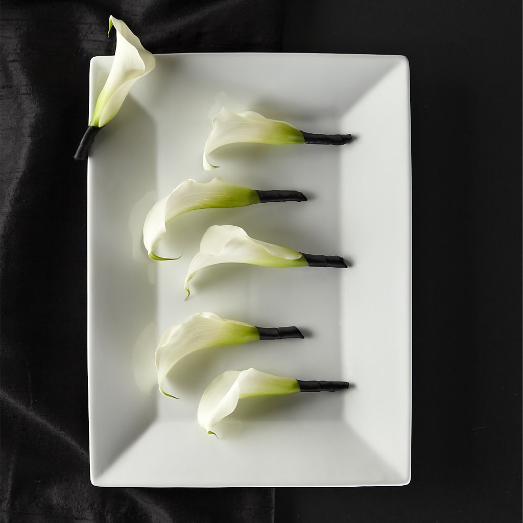 Calla Lily Promise Boutonniere – BRICK HOUSE FLORIST & GIFTS, Staunton IL