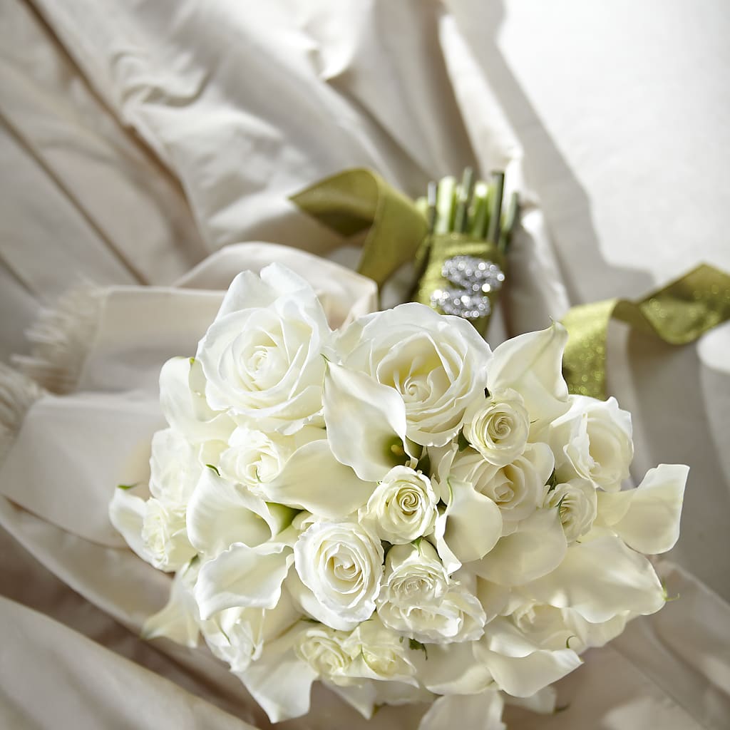 Serene Highness Bouquet – BRICK HOUSE FLORIST & GIFTS, Staunton IL