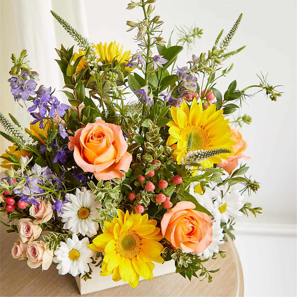 The Good Life Bouquet – BRICK HOUSE FLORIST & GIFTS, Staunton IL