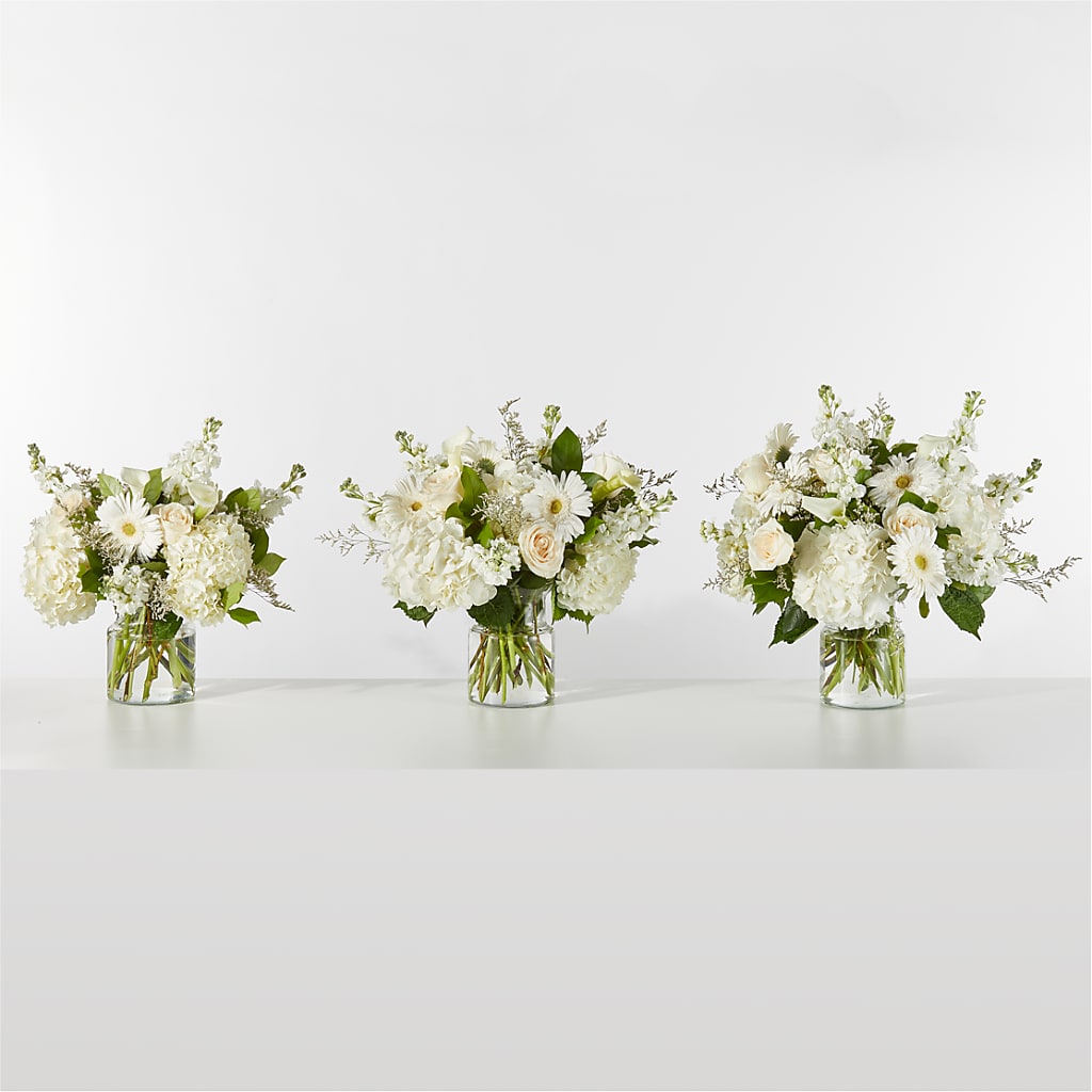 Sun-drenched Blooms Box Bouquet – BRICK HOUSE FLORIST & GIFTS, Staunton IL