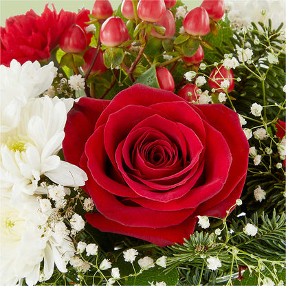 Chance of Flurries Bouquet – BRICK HOUSE FLORIST & GIFTS, Staunton IL