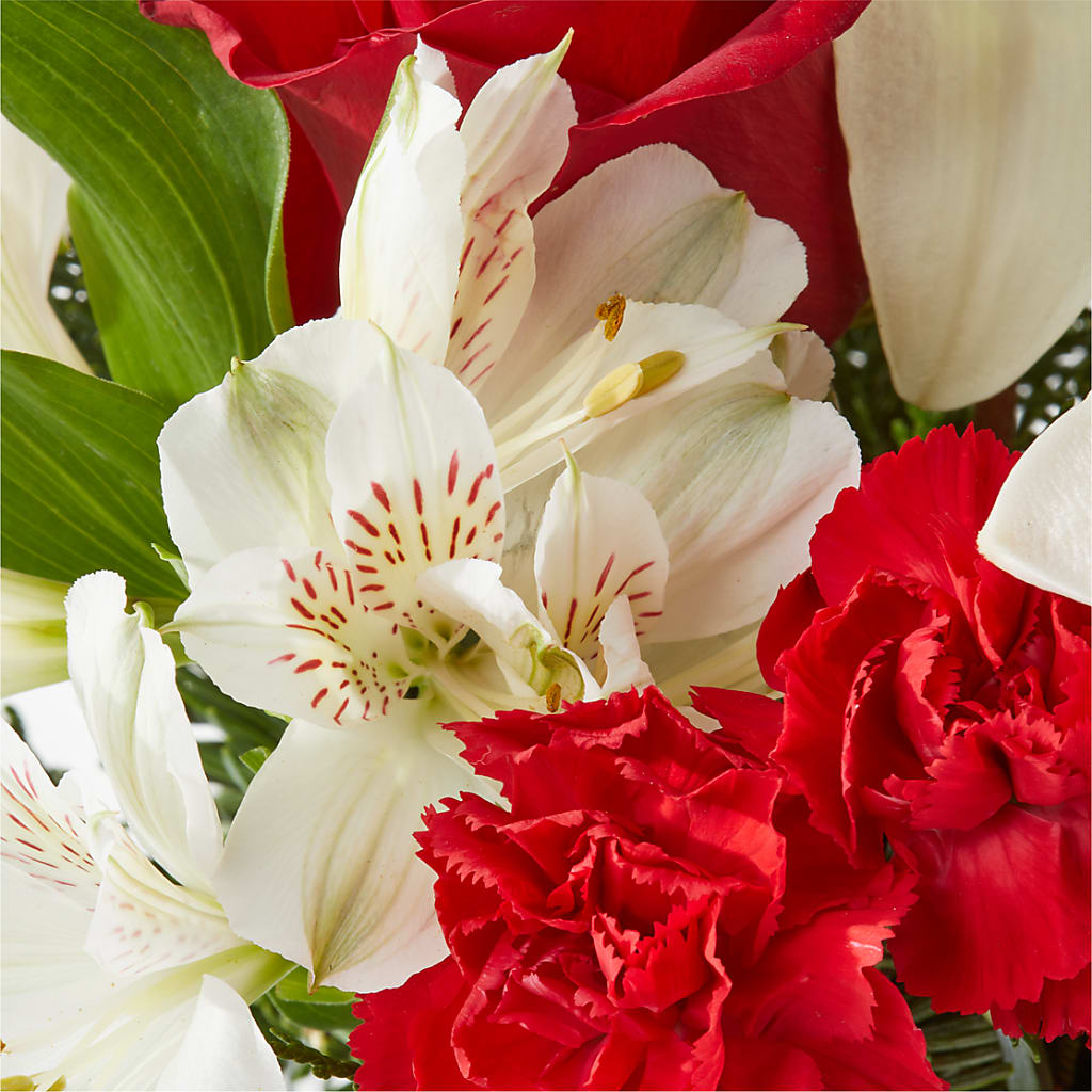 Holiday Season Bouquet – BRICK HOUSE FLORIST & GIFTS, Staunton IL