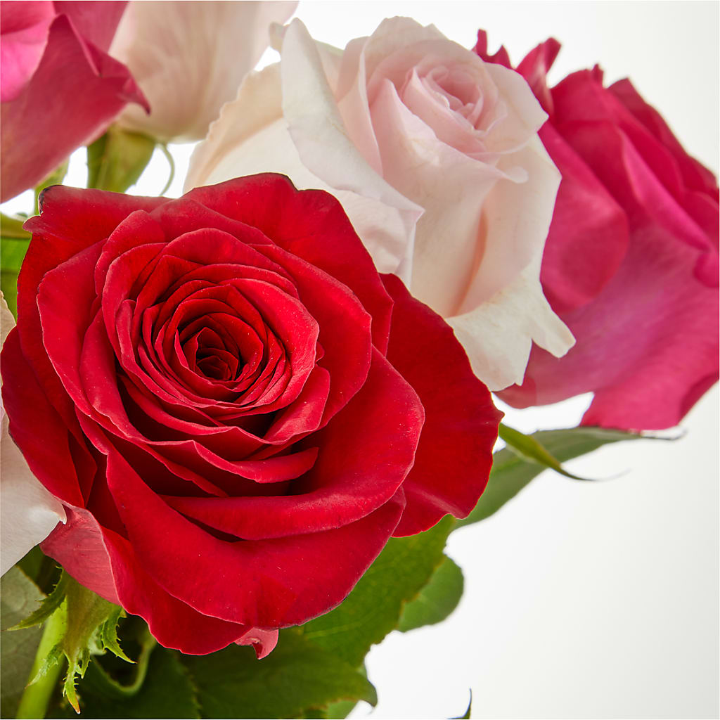 Charming Rose Bouquet – BRICK HOUSE FLORIST & GIFTS, Staunton IL