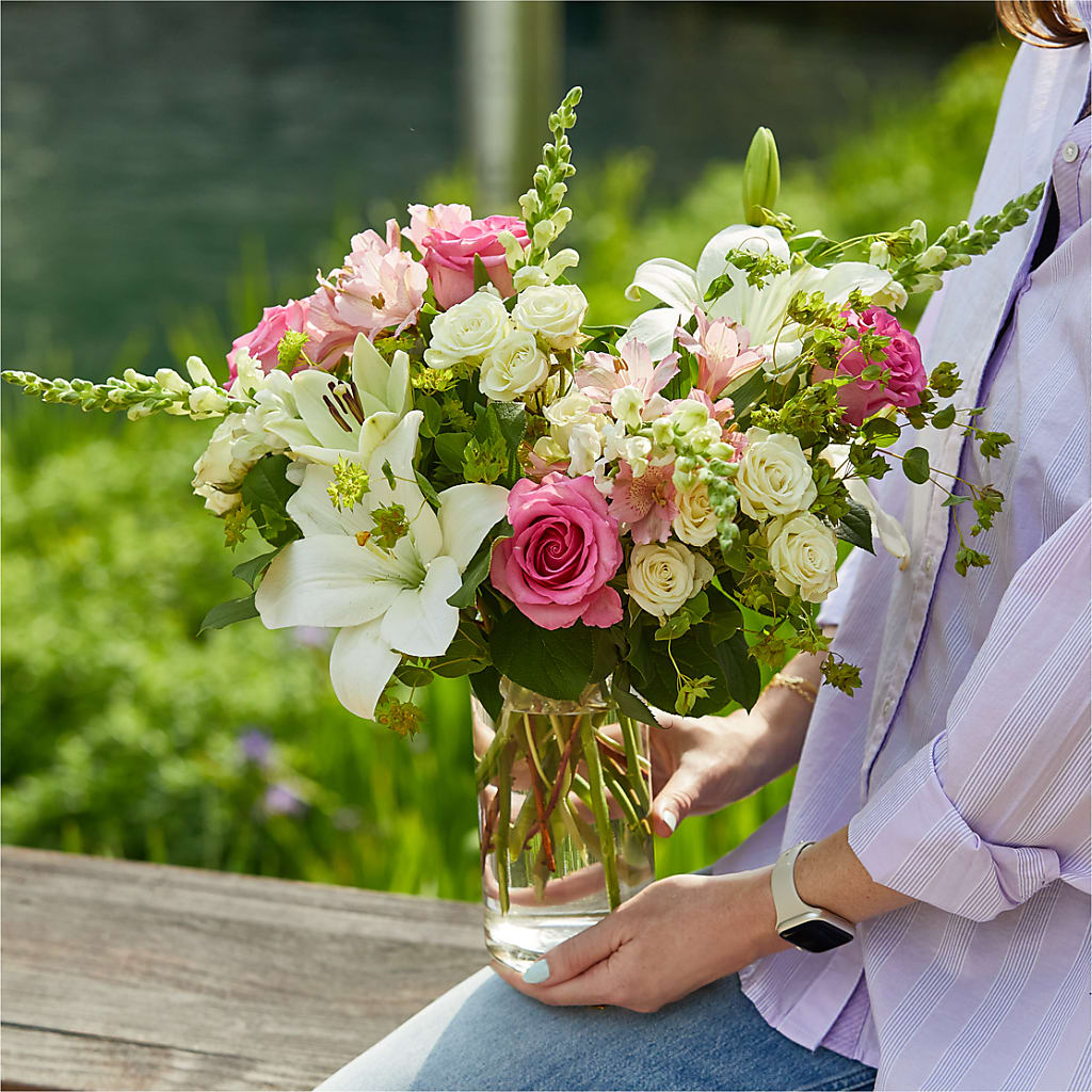 Fondly Bouquet – BRICK HOUSE FLORIST & GIFTS, Staunton IL