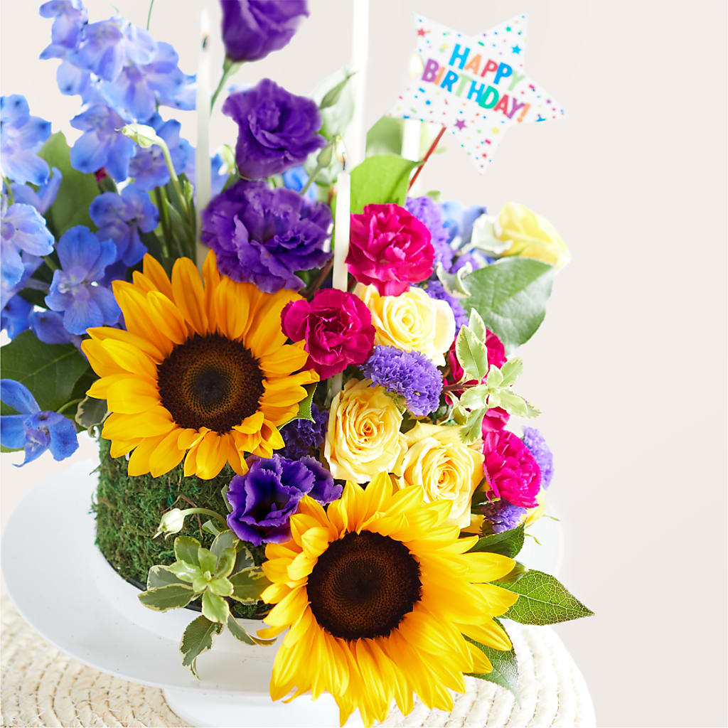 Star of the Day Floral Cake – BRICK HOUSE FLORIST & GIFTS, Staunton IL