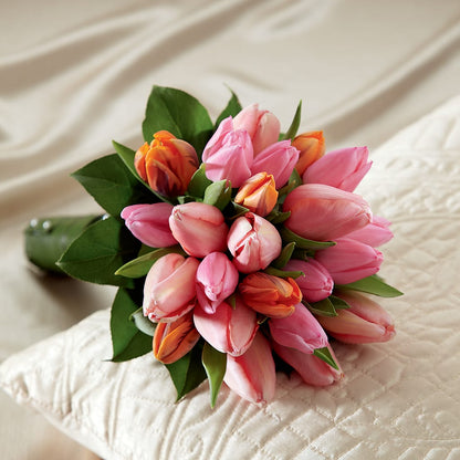 Embraceable Bouquet – BRICK HOUSE FLORIST & GIFTS, Staunton IL